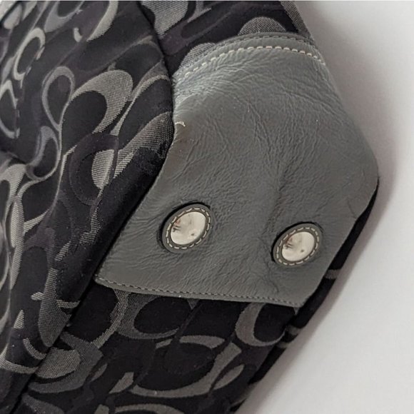 SOLD - Vintage Coach Poppy Tote Purse - Picture 5 of 9